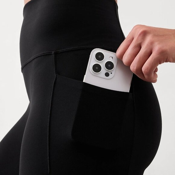 Athleta Salutation Stash 7/8 Tight - Medium - Picture 4 of 13